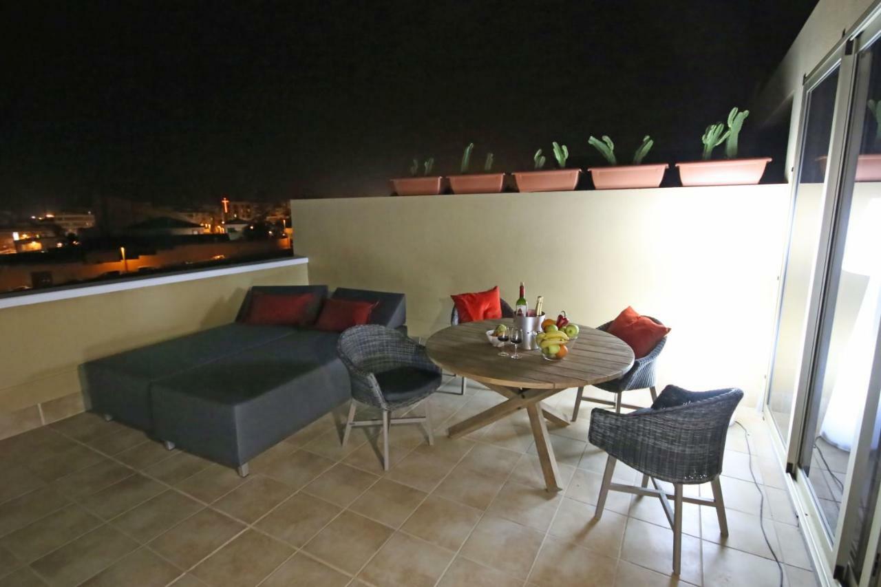Ferienwohnung La Perla By Rentmedano Superb Luxury Duplex, Private Roof Terrace, Ocean View, Pool, Wifi And Parking El Médano Exterior foto