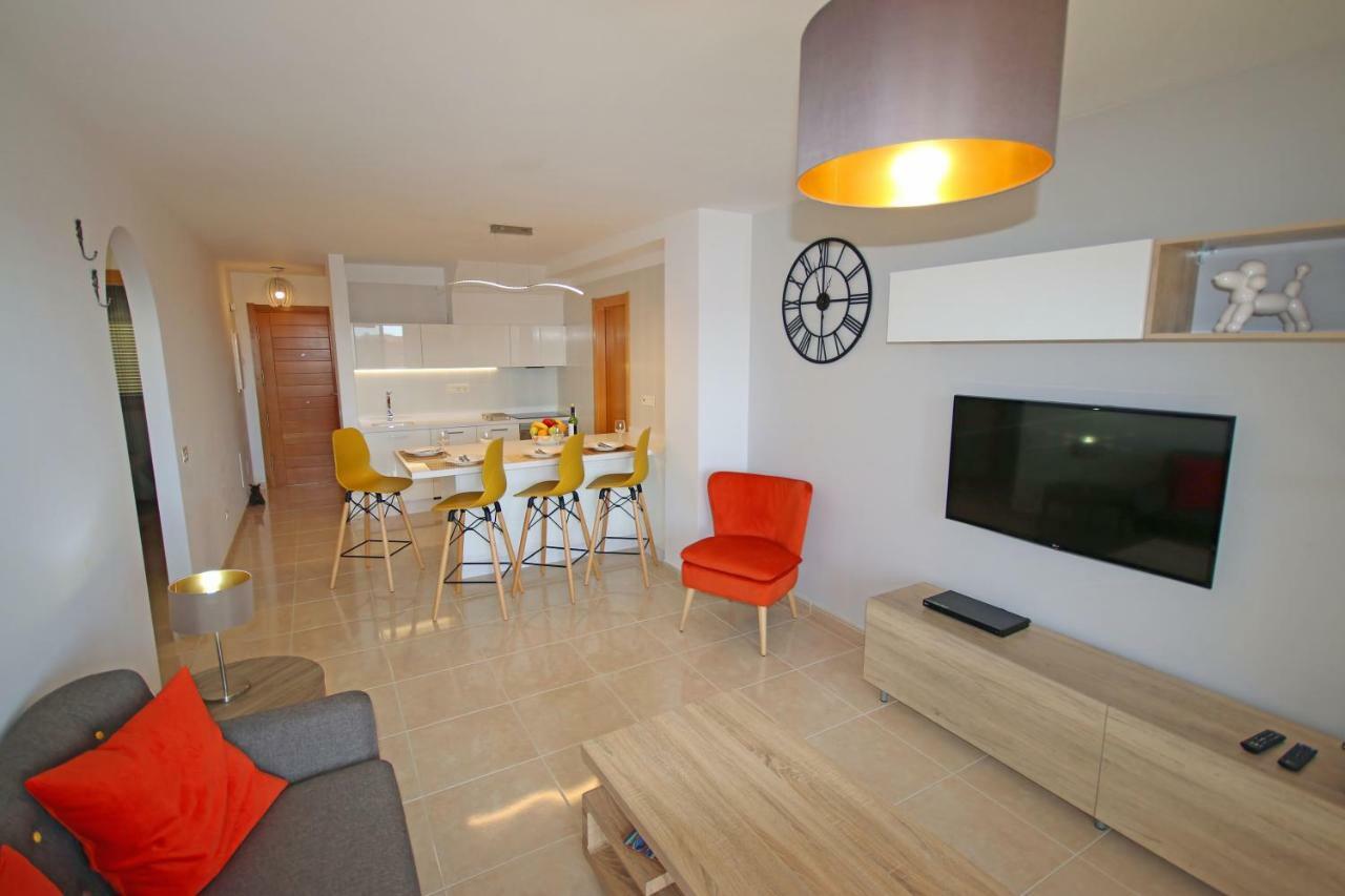 Ferienwohnung La Perla By Rentmedano Superb Luxury Duplex, Private Roof Terrace, Ocean View, Pool, Wifi And Parking El Médano Exterior foto